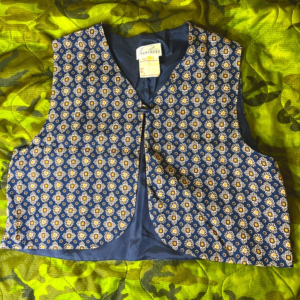 Vintage Pursuit Crop Vest [Women’s Medium, Navy+White+Caramel+Ochre]